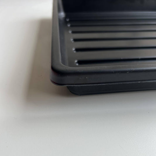 Detailfoto microgreens kweektray. Duurzaam stevig en professioneel.