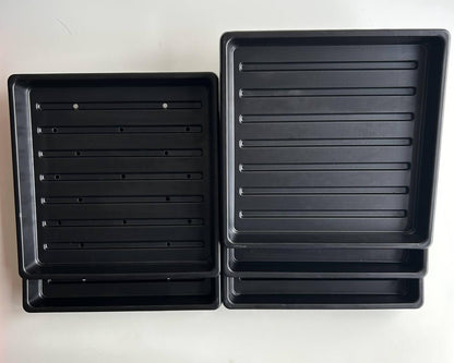 Microgreens kweektrays voor microgreens growkit, 2 kweektrays met gaten en 3 dichte kweektrays.